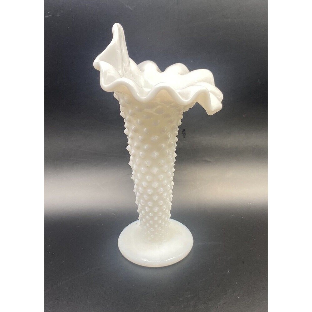 Fenton Hobnail Milkglass Jack In The Pupit Mini Vase 5 Inches - Picture 4 of 10